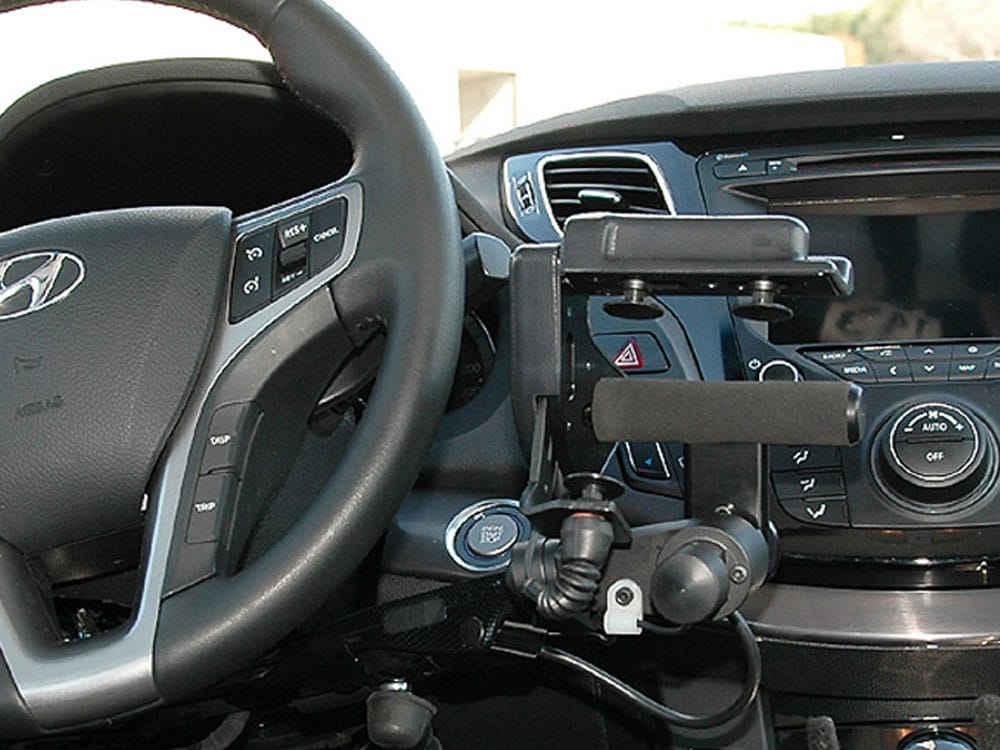 Acelerador electrónico y freno autoblocante - Imagen 4