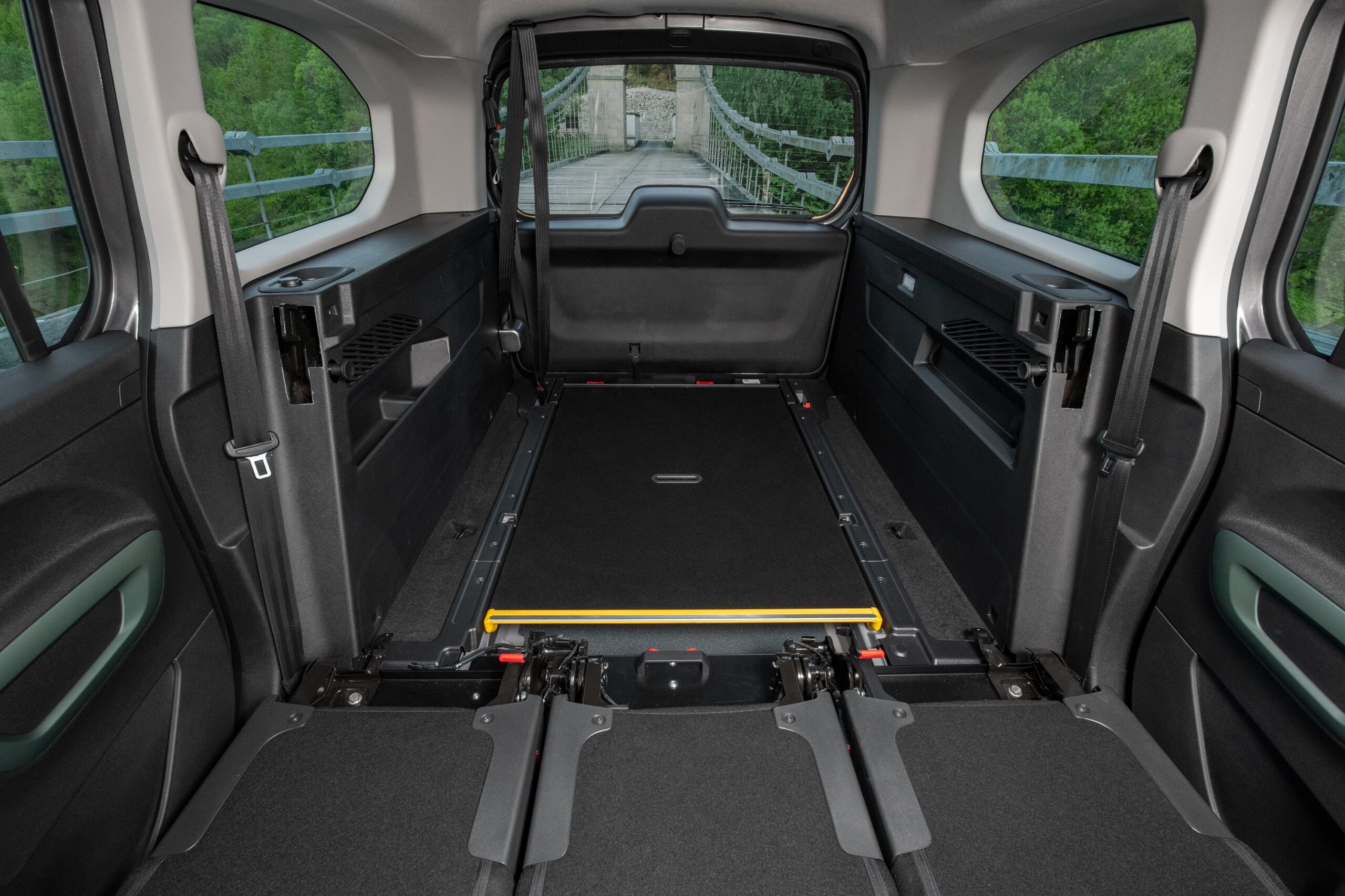 Rerbajes Berlingo – Rifter – Combo (K9) L2 - Imagen 4
